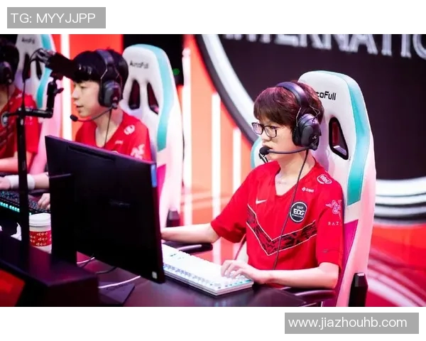 英雄联盟战术解析:深入探讨JDG战队的进攻策略与执行细节