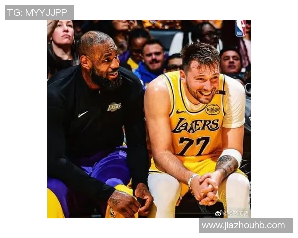 快船与湖人激战回顾收据揭示比赛精彩瞬间与球员表现